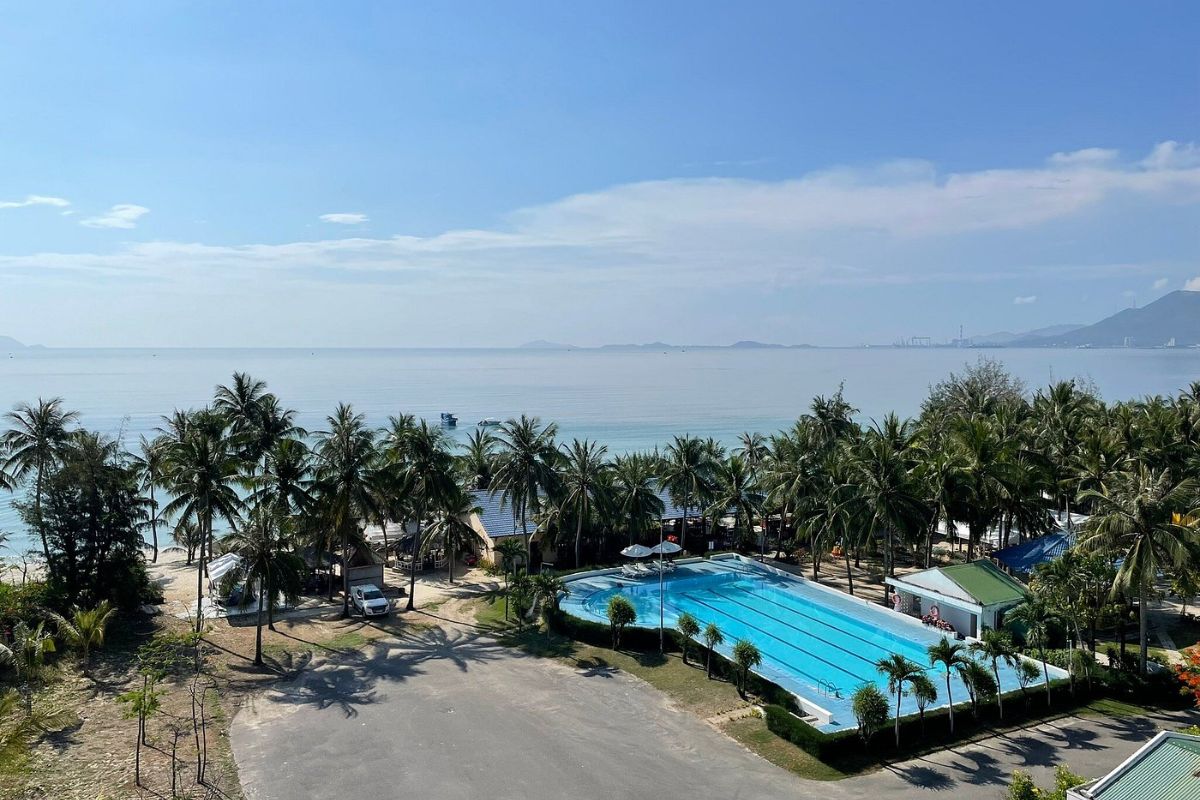 Chơi Gì Ở Nha Trang? Tổng hợp 10 Địa Điểm Tuyệt Vời Nhất Khi Du Lịch Nha Trang  image gallery 1