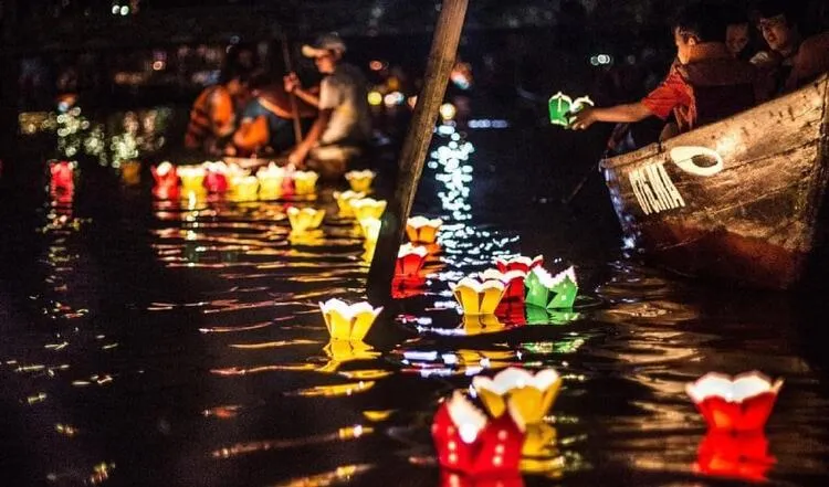 Hoi An Lantern Festival 2025 – Dates, Tips & Where to Stay image gallery 3